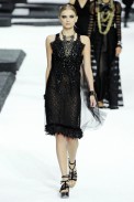 desfile-chanel-parisverao2011rtw-172