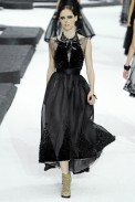 desfile-chanel-parisverao2011rtw-176