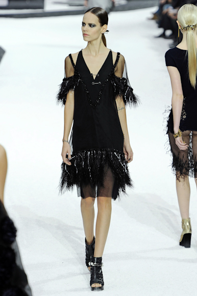desfile-chanel-parisverao2011rtw-178