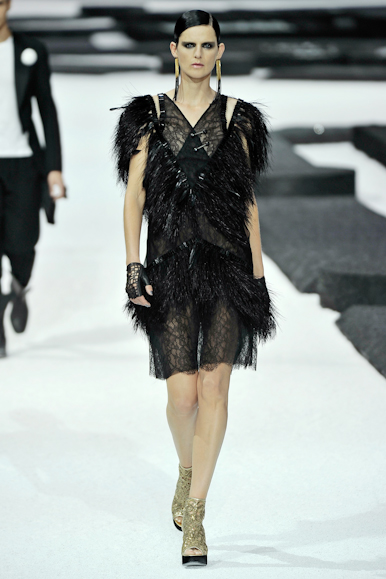 desfile-chanel-parisverao2011rtw-186