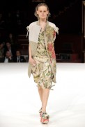 desfile-kenzo-parisverao2011rtw-113