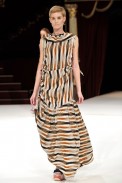 desfile-kenzo-parisverao2011rtw-120