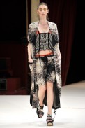 desfile-kenzo-parisverao2011rtw-128
