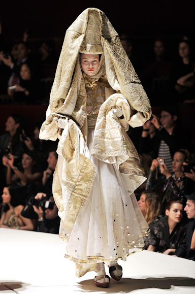 desfile-kenzo-parisverao2011rtw-161