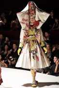 desfile-kenzo-parisverao2011rtw-162