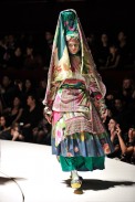 desfile-kenzo-parisverao2011rtw-164
