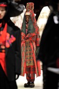 desfile-kenzo-parisverao2011rtw-177