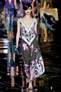 desfile-lvouitton-parisverao2011rtw-129