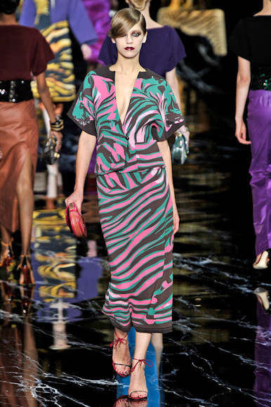 desfile-lvouitton-parisverao2011rtw-139