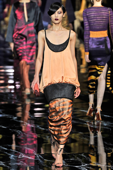 desfile-lvouitton-parisverao2011rtw-142