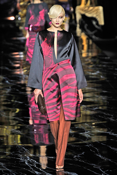 desfile-lvouitton-parisverao2011rtw-143