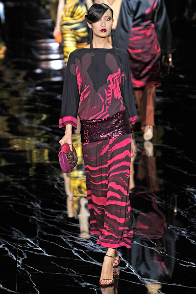 desfile-lvouitton-parisverao2011rtw-144