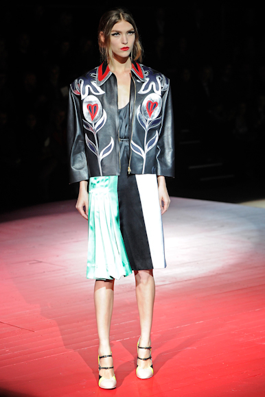 desfiles-miumiu-parisverao2011rtw-100