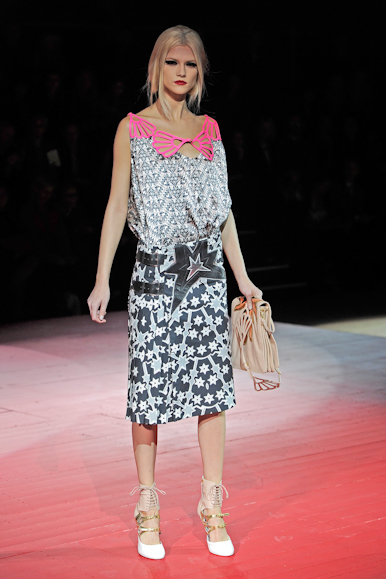 desfiles-miumiu-parisverao2011rtw-105