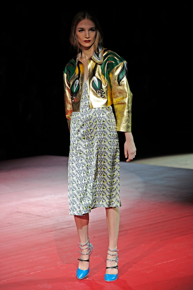 desfiles-miumiu-parisverao2011rtw-109
