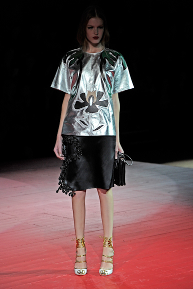 desfiles-miumiu-parisverao2011rtw-132