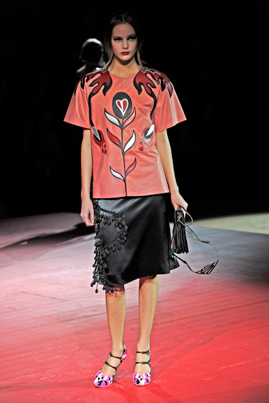 desfiles-miumiu-parisverao2011rtw-133