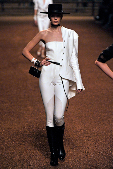 desfiles-hermes-parisverao2011rtw-101
