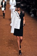 desfiles-hermes-parisverao2011rtw-103
