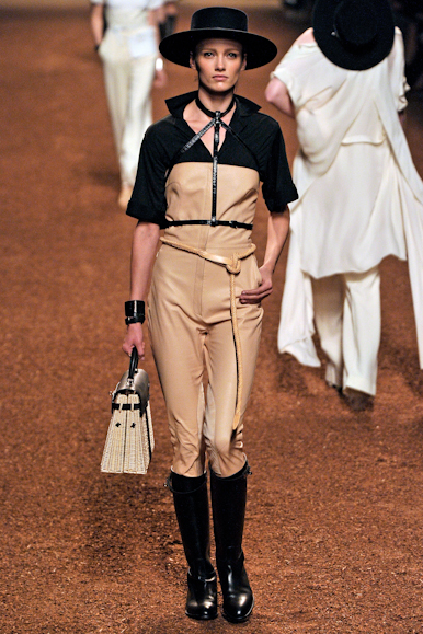 desfiles-hermes-parisverao2011rtw-106