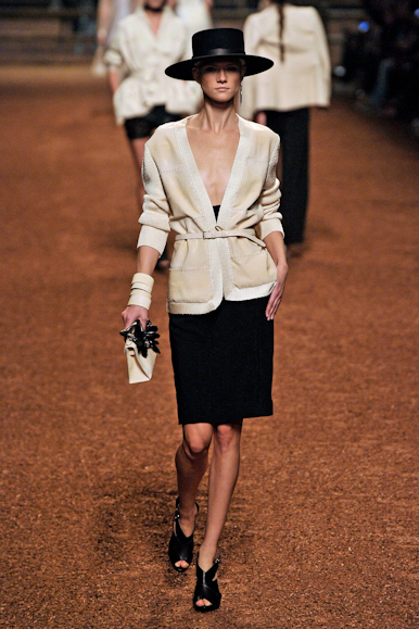 desfiles-hermes-parisverao2011rtw-110