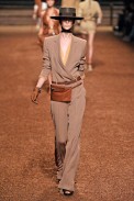 desfiles-hermes-parisverao2011rtw-120