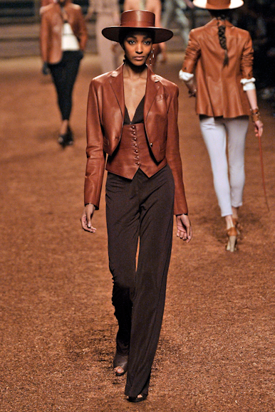 desfiles-hermes-parisverao2011rtw-124