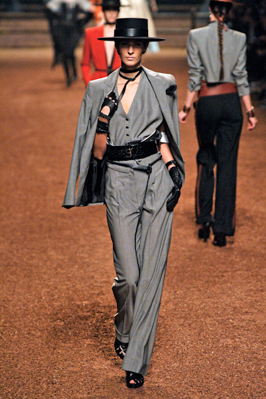 desfiles-hermes-parisverao2011rtw-133