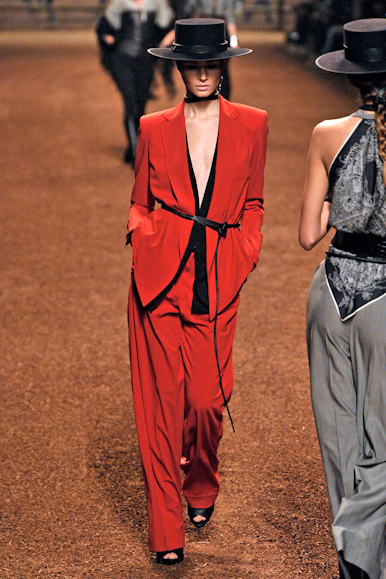 desfiles-hermes-parisverao2011rtw-134