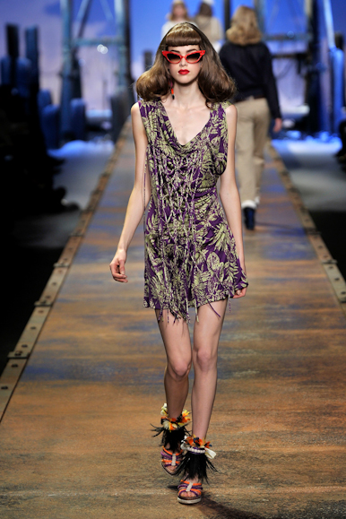 desfiles-dior-parisverao2011rtw-106