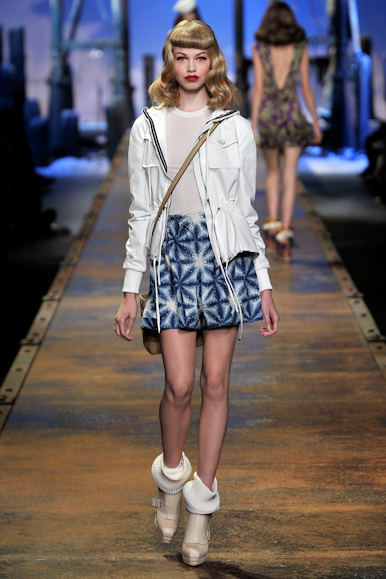 desfiles-dior-parisverao2011rtw-107