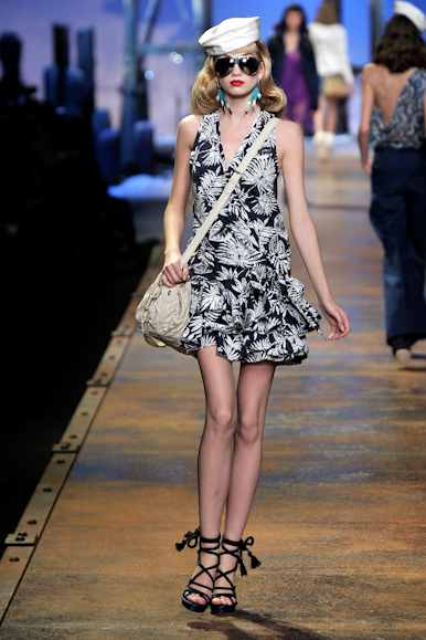 desfiles-dior-parisverao2011rtw-109