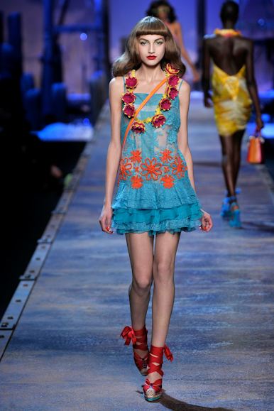 desfiles-dior-parisverao2011rtw-129