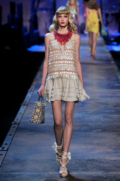 desfiles-dior-parisverao2011rtw-132