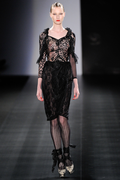 desfiles-walerioaraujo-saopauloinverno2011rtw-100