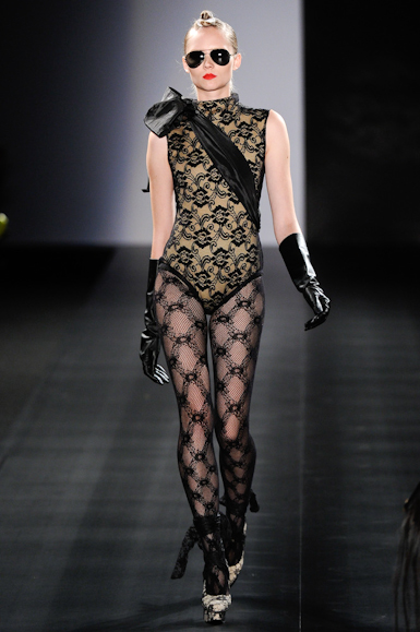 desfiles-walerioaraujo-saopauloinverno2011rtw-104