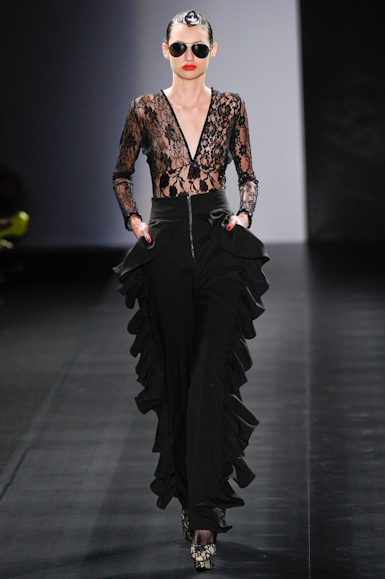 desfiles-walerioaraujo-saopauloinverno2011rtw-106