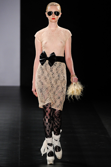 desfiles-walerioaraujo-saopauloinverno2011rtw-109
