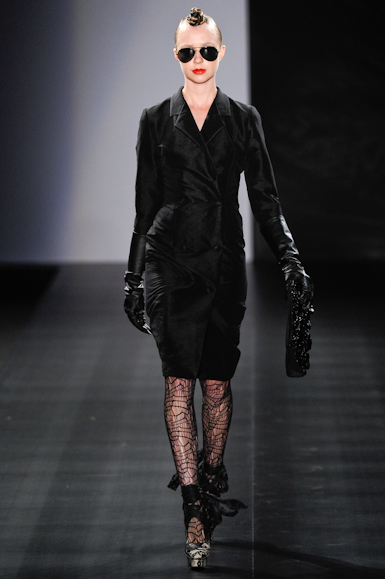 desfiles-walerioaraujo-saopauloinverno2011rtw-116