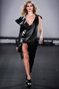 desfiles-roberdognani-saopauloinverno2011rtw-100