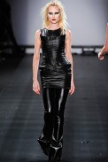 desfiles-roberdognani-saopauloinverno2011rtw-106