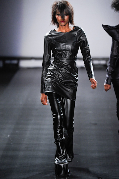 desfiles-roberdognani-saopauloinverno2011rtw-116