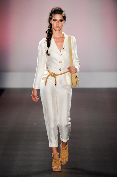 desfiles-gabrielasakate-saopauloinverno2011rtw-109