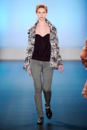 desfiles-cynthiahayashi-saopauloinverno2011rtw-105