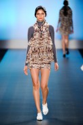 desfiles-cynthiahayashi-saopauloinverno2011rtw-112