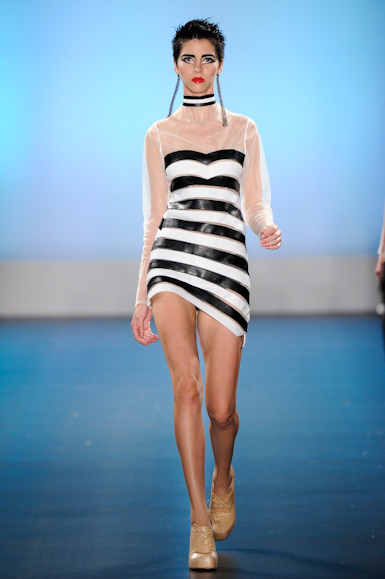 desfiles-alebrito-saopauloinverno2011rtw-104