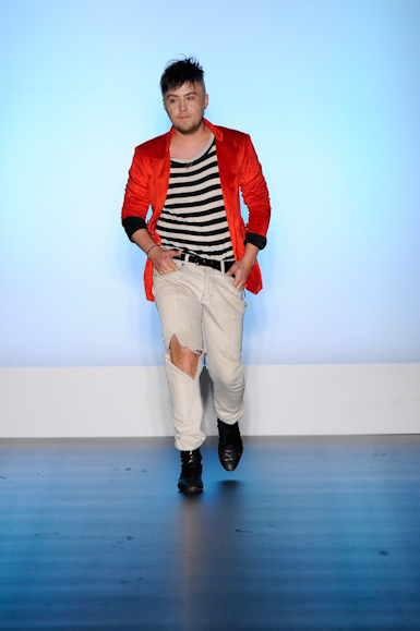 desfiles-alebrito-saopauloinverno2011rtw-118