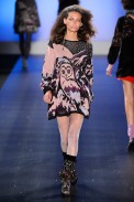 desfiles-karinfeller-saopauloinverno2011rtw-112