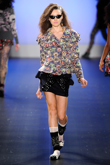 desfiles-karinfeller-saopauloinverno2011rtw-118