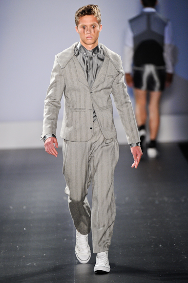 desfiles-dermetropol-saopauloinverno2011rtw-117